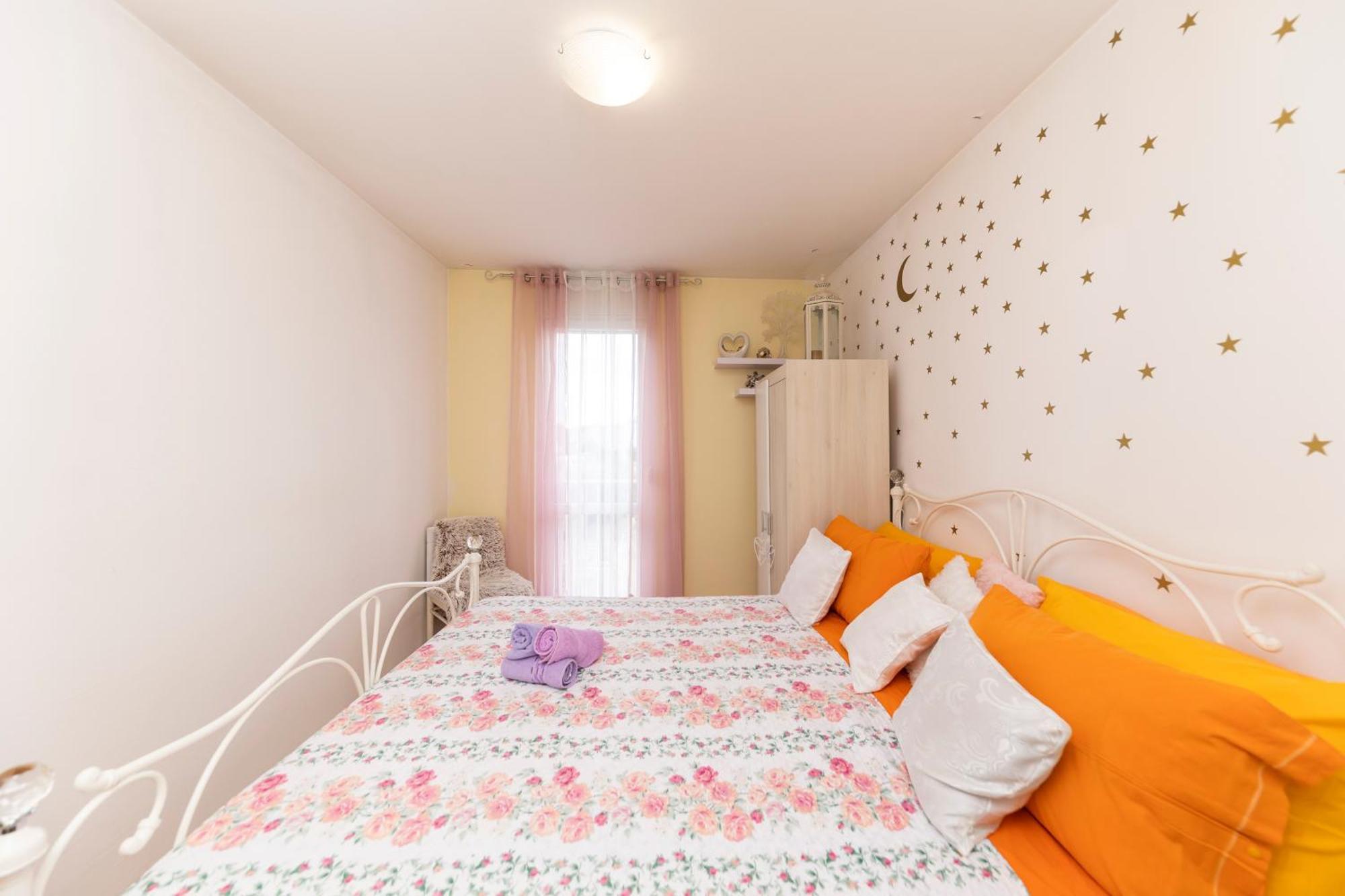 Ryanair'S Urban Flat In Zadar-Kolovare Beach Exterior photo